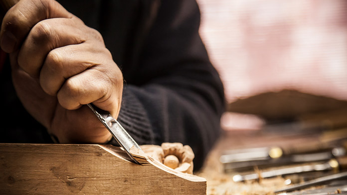 Handcrafted production using wood
